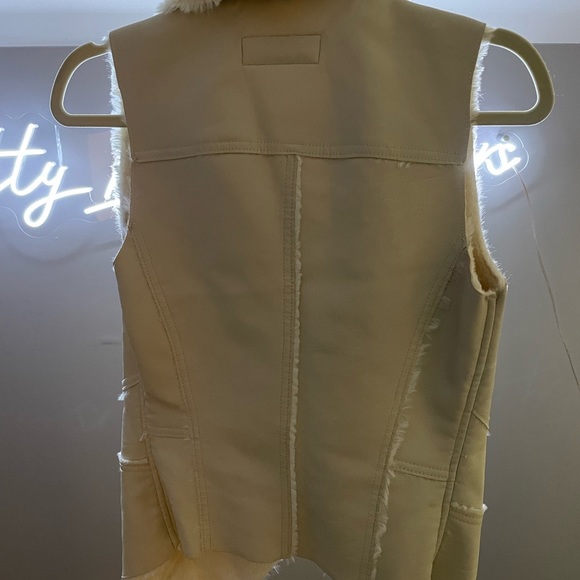 Blank NYC Vest - Picture 2 of 4